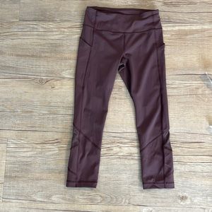 Lululemon size 4 maroon pace rival crop leggings